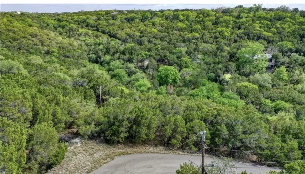 20819 Roundup Trail, Lago Vista