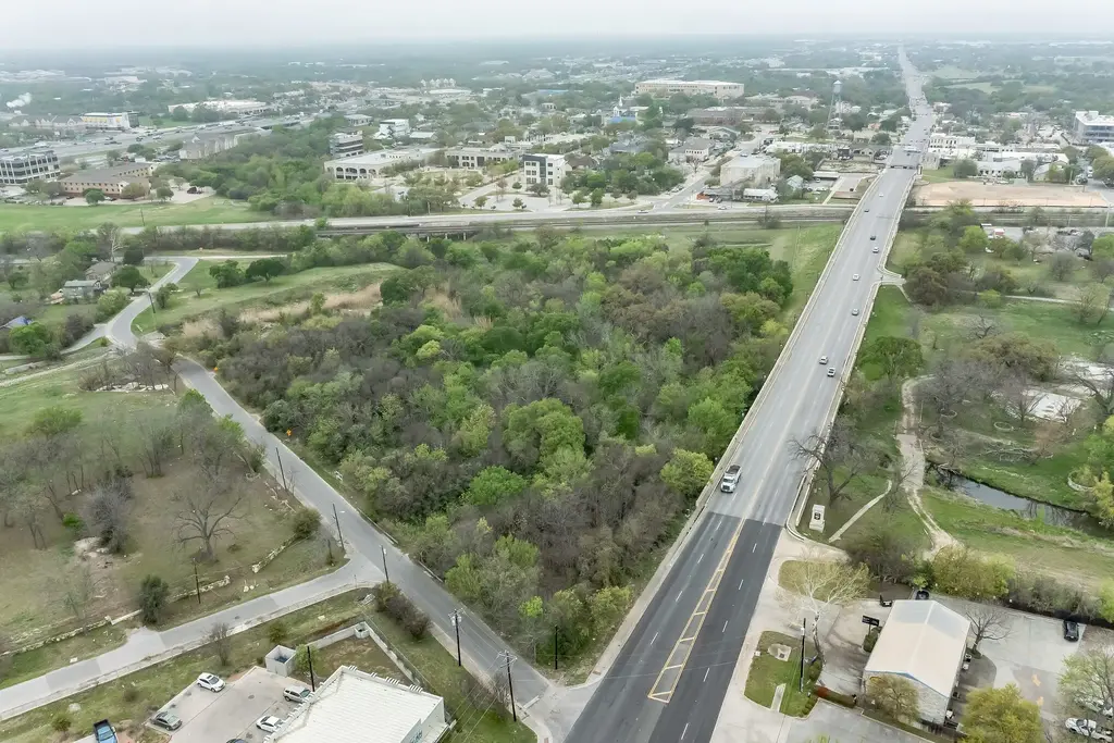 610 W Nash Street, Round Rock