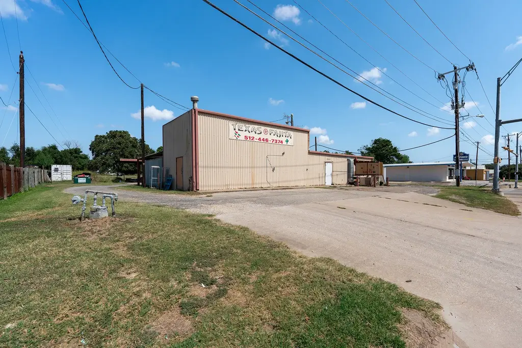 1400 W Cameron Avenue, Rockdale