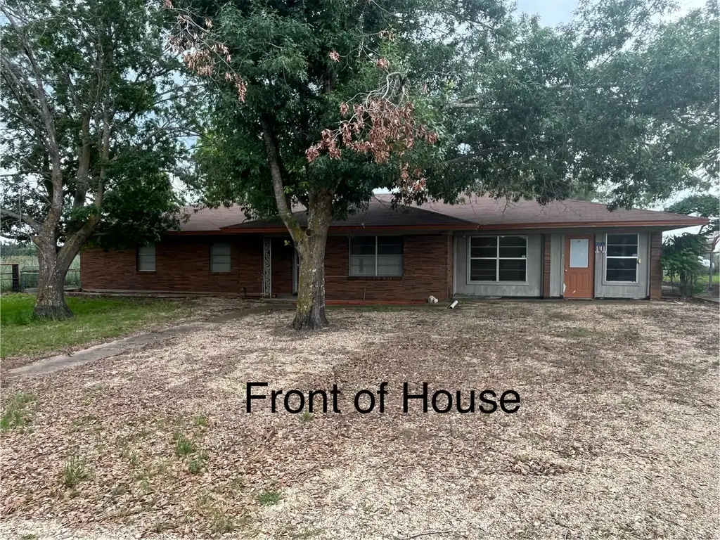 421 Fm 845, Cameron
