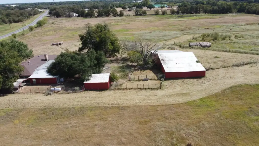 421 Fm 845, Cameron