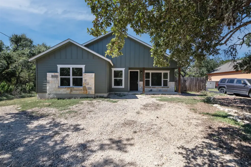 466 Twin Elm Drive, Canyon Lake