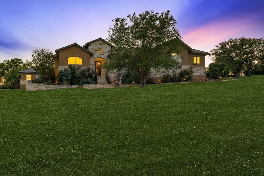 5721 Heidrich Court, New Braunfels