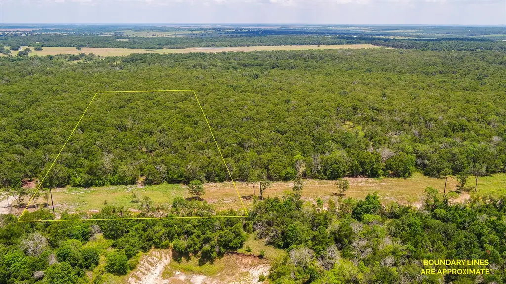 418-f County Road 405, Buckholts