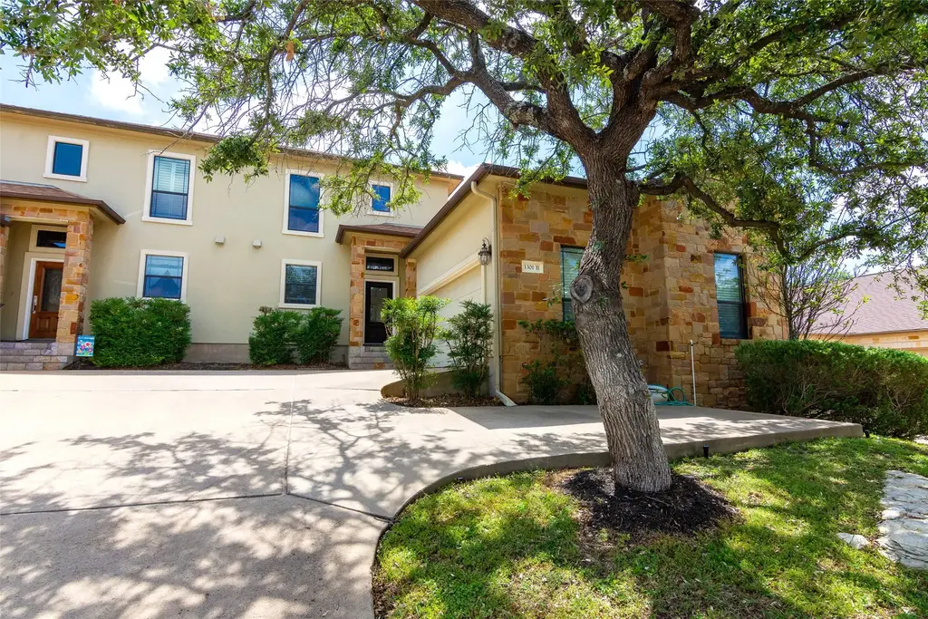 1301 Delsie Drive B, Austin