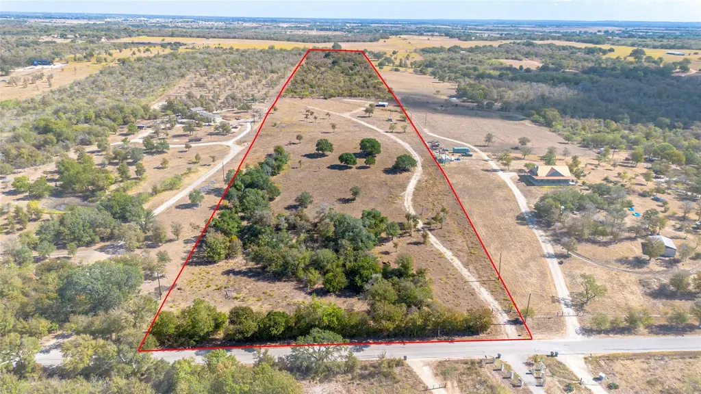 2364 Westwood Road, Lockhart