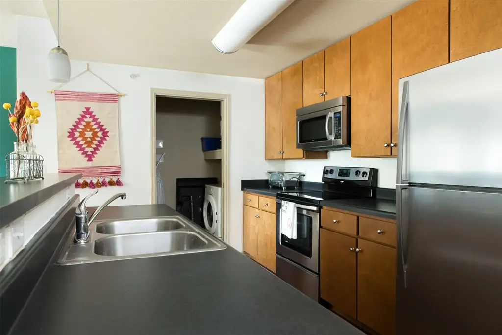 5117 N Lamar Boulevard 102, Austin