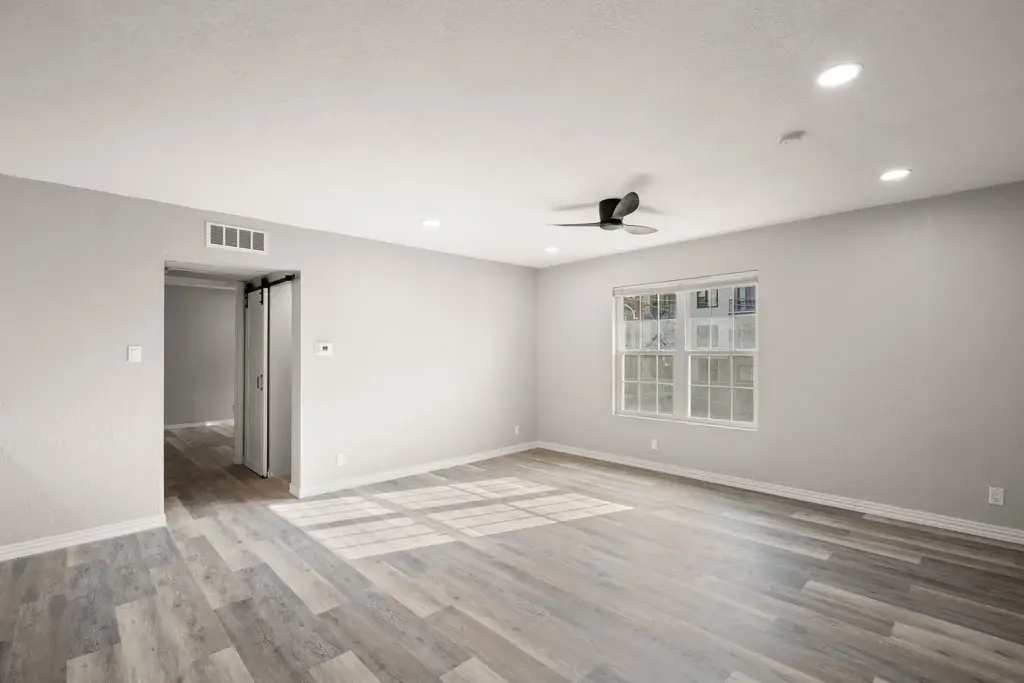 910 Duncan Lane 56, Austin