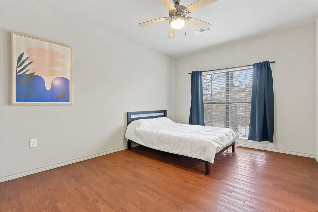 5117 N Lamar Boulevard 104, Austin