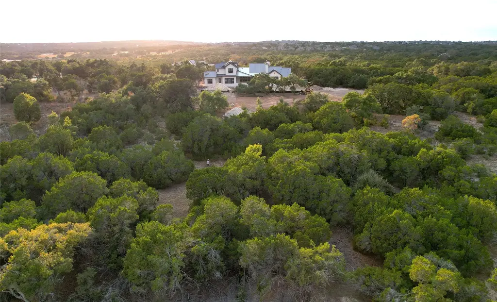Broadwing Cove, Austin