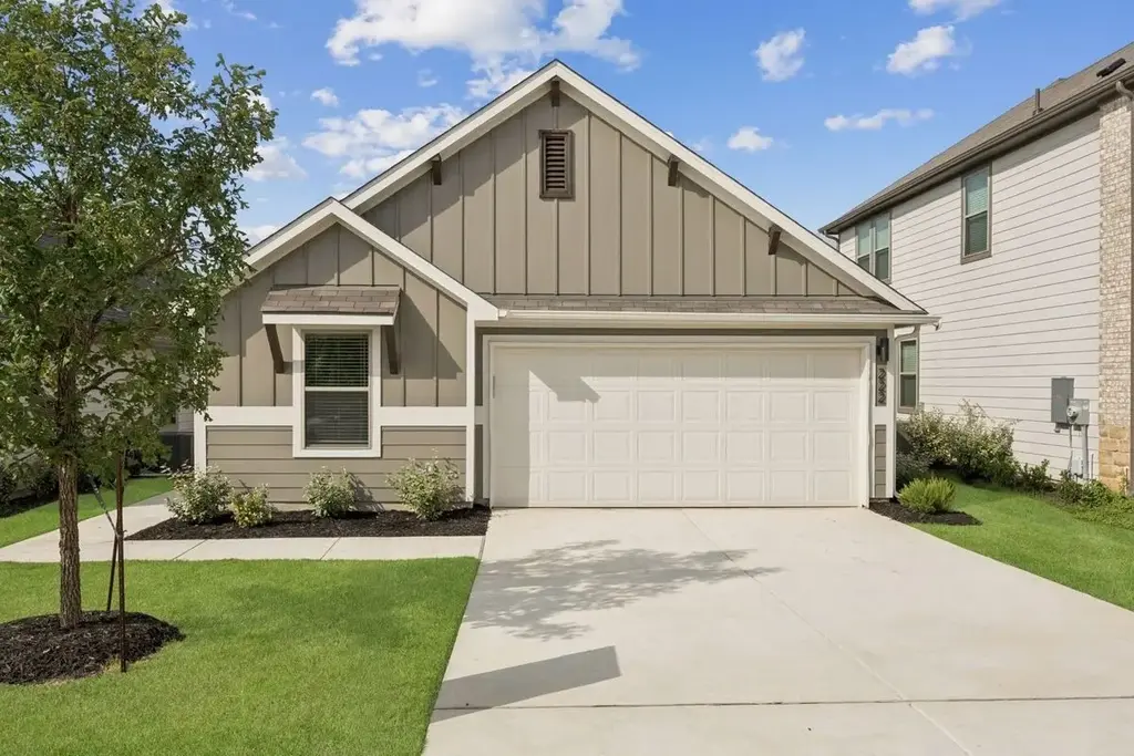 222 Spirit Street, Elgin