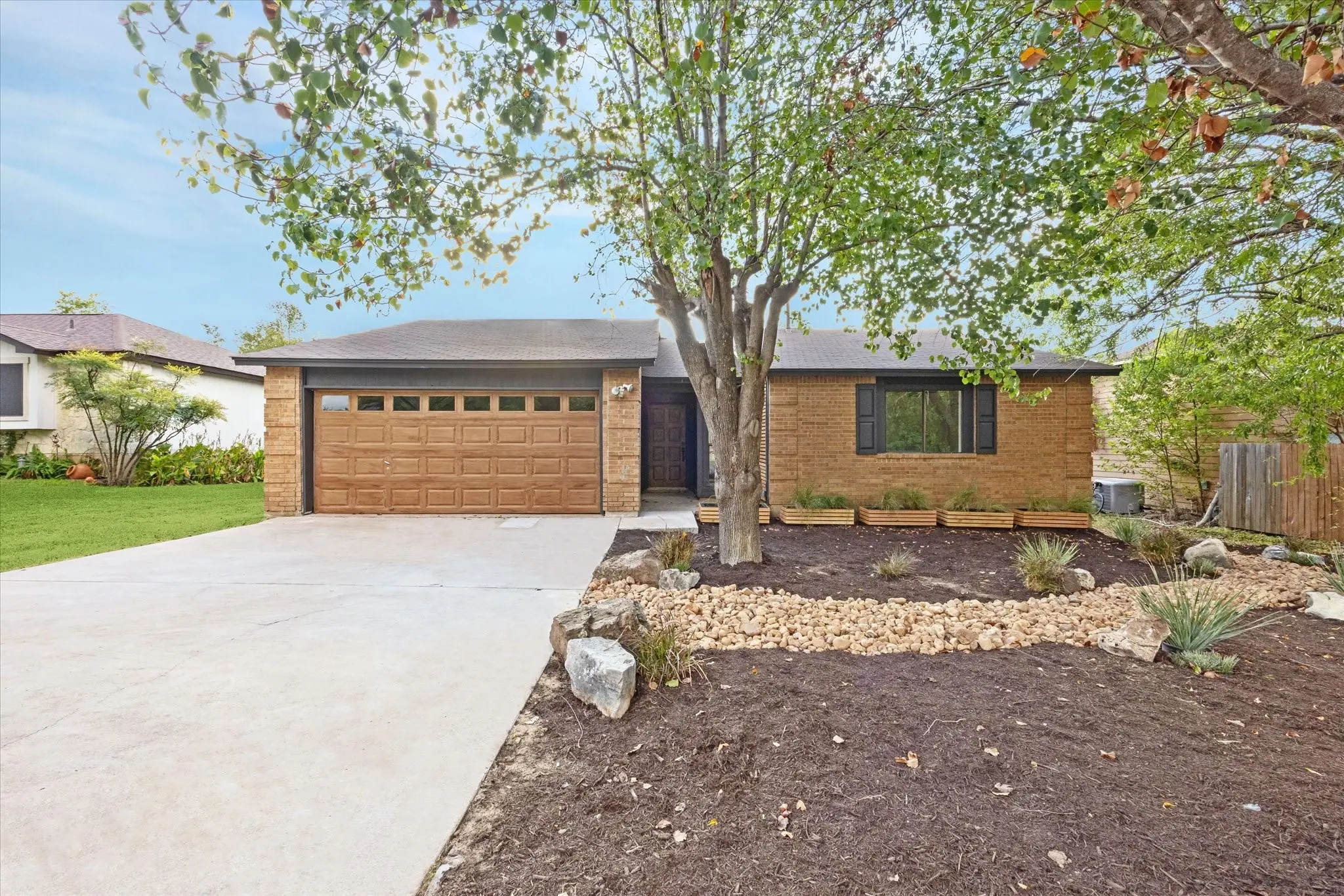 Photo of Listing #9808620