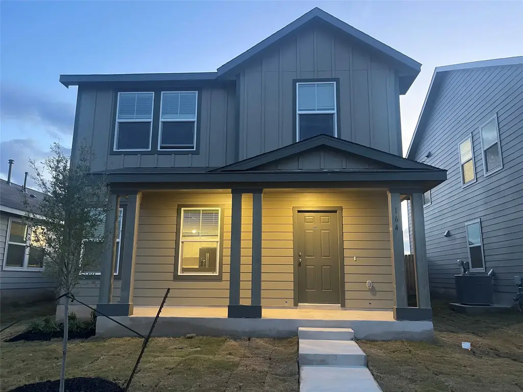 164 Sormonne Loop, Kyle