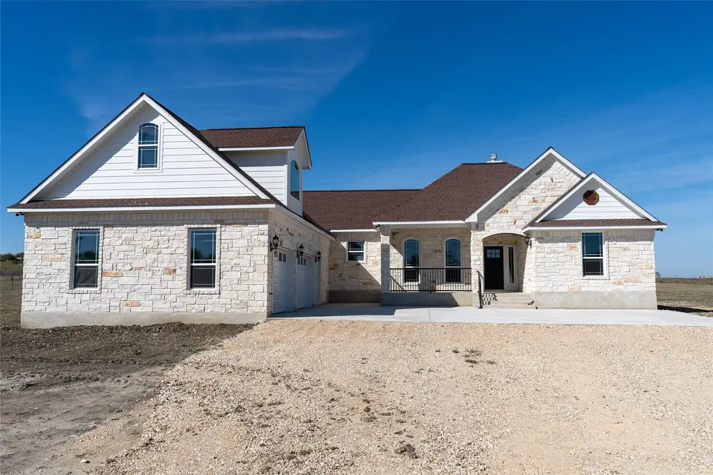 1000 Black Ankle Road, Lockhart