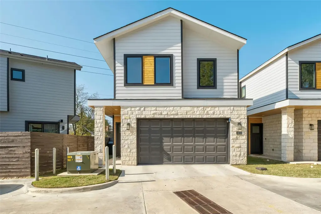 5812 Sutherlin Road 13, Austin
