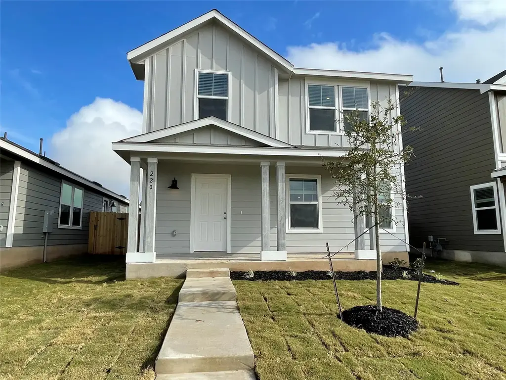 220 Sambre Street, Kyle