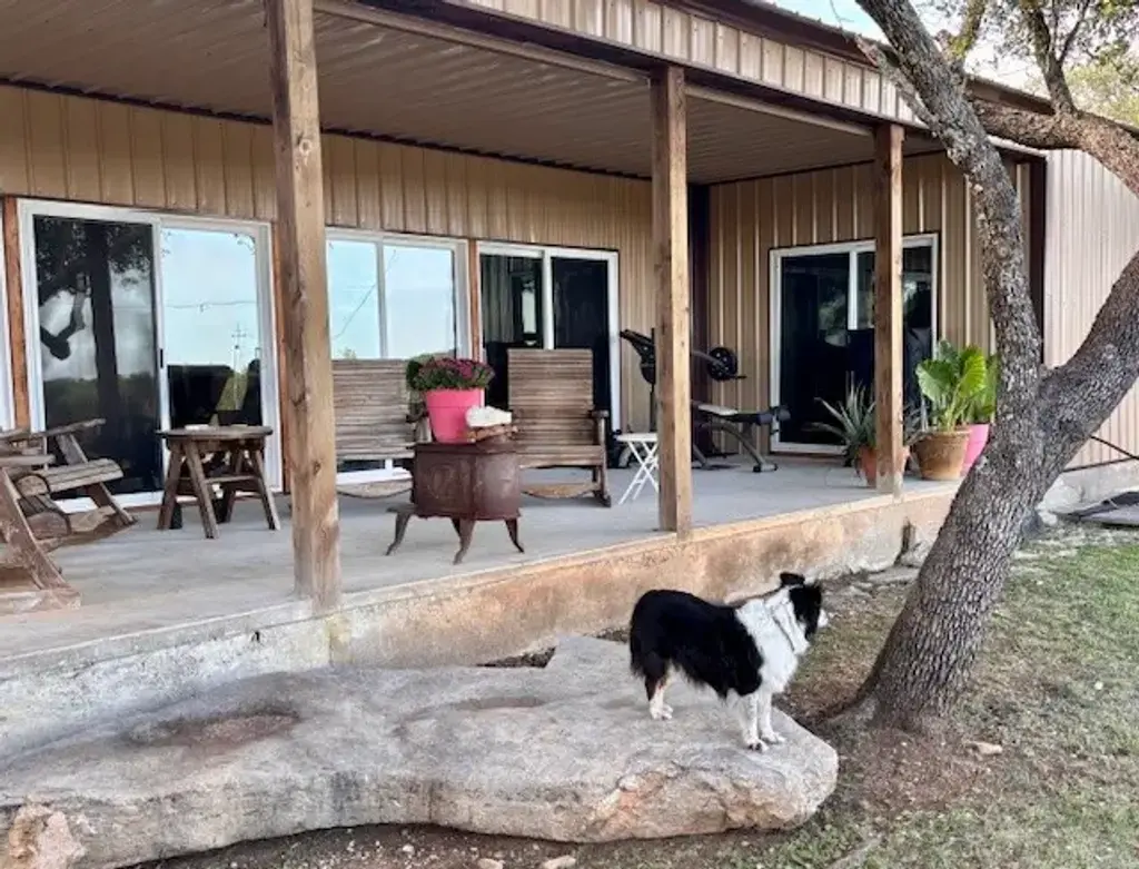 1261 Park Road, Lampasas