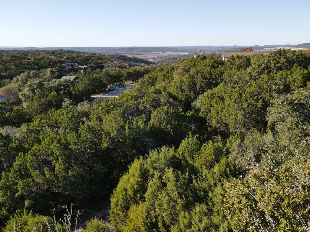 6408 Lohmans Ford Road, Lago Vista