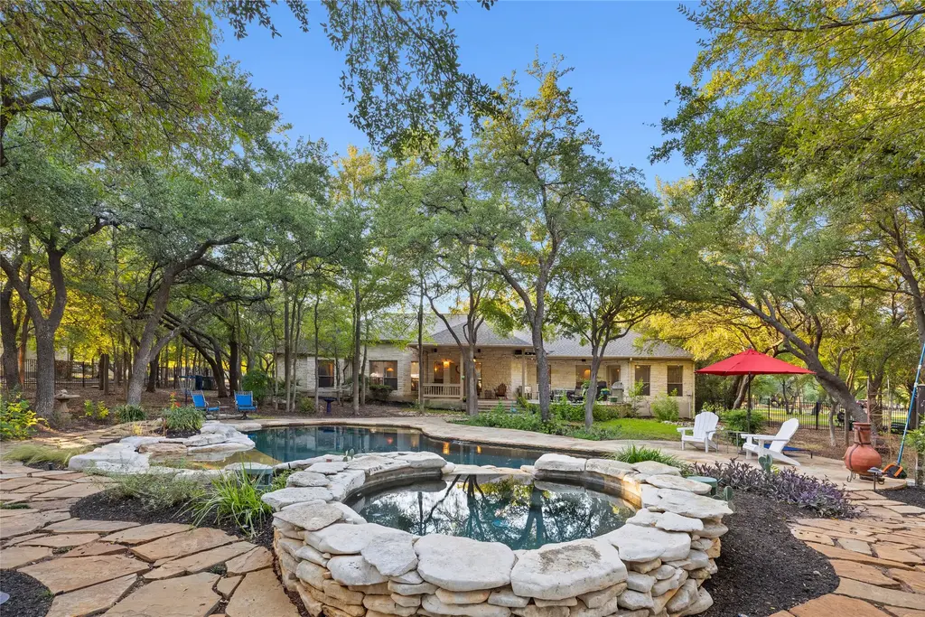 204 Woodland Park, Georgetown