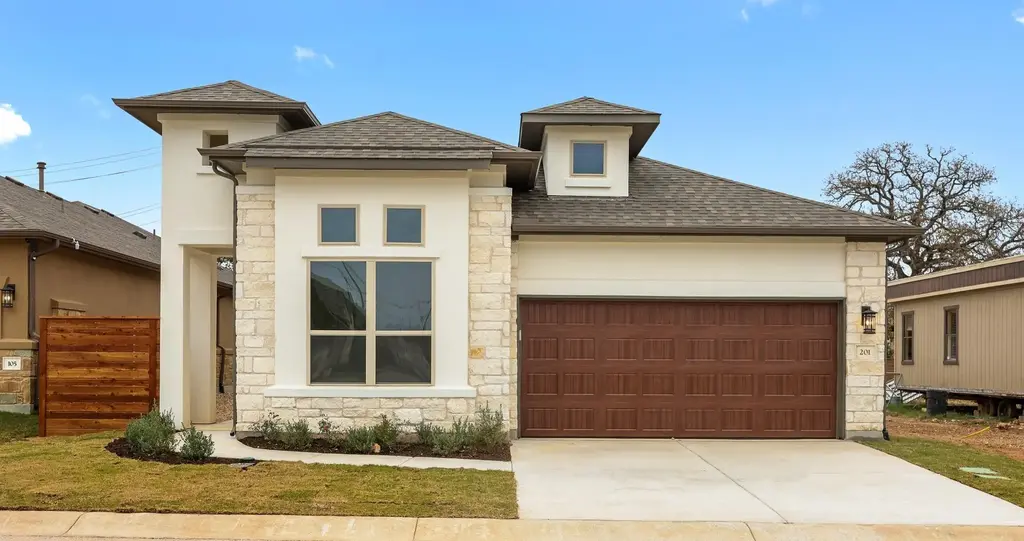201 Skyflower Drive, Georgetown
