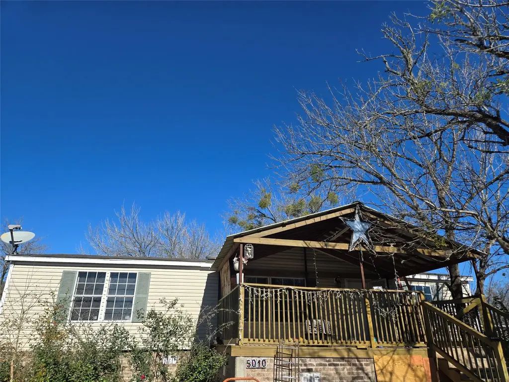 5010 Miller Lane, Buda