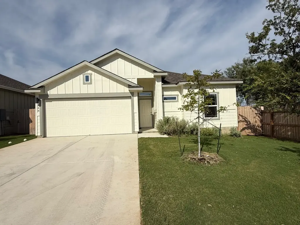 848 Driftwood Lane, Cottonwood Shores