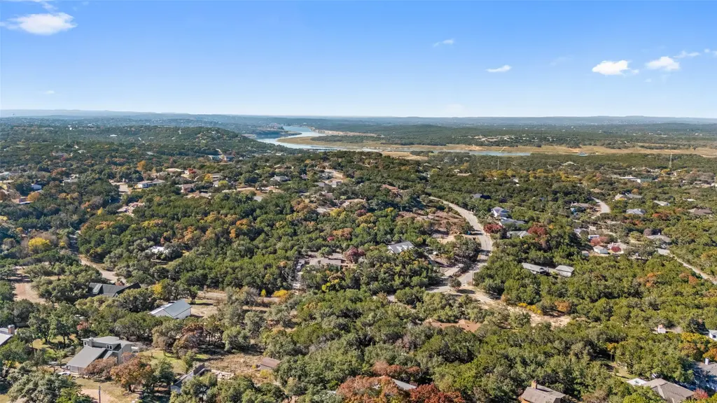 7601 White Oak Drive, Lago Vista