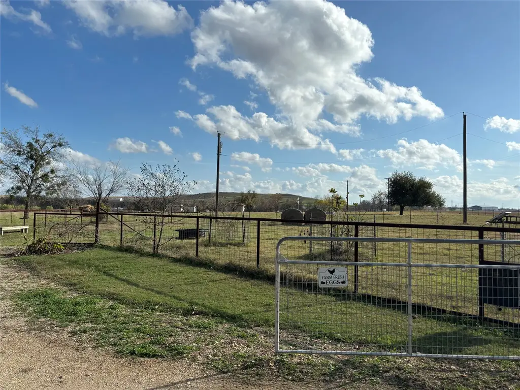 2401 County Road 130, Hutto