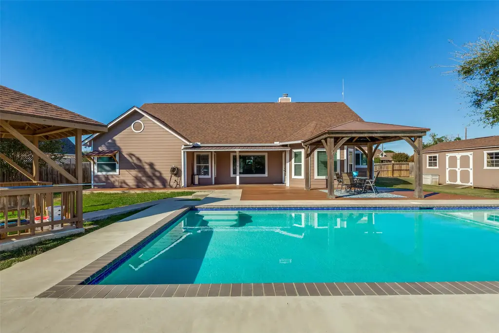 1536 Kings Ranch Road, Bandera
