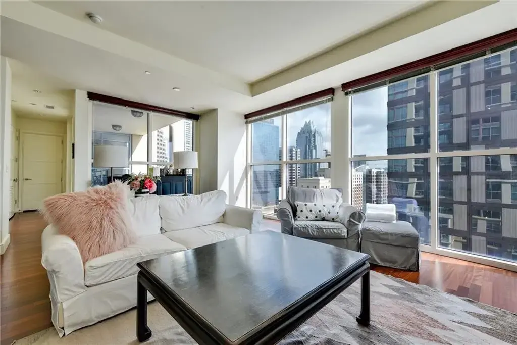 98 San Jacinto Boulevard 1603, Austin