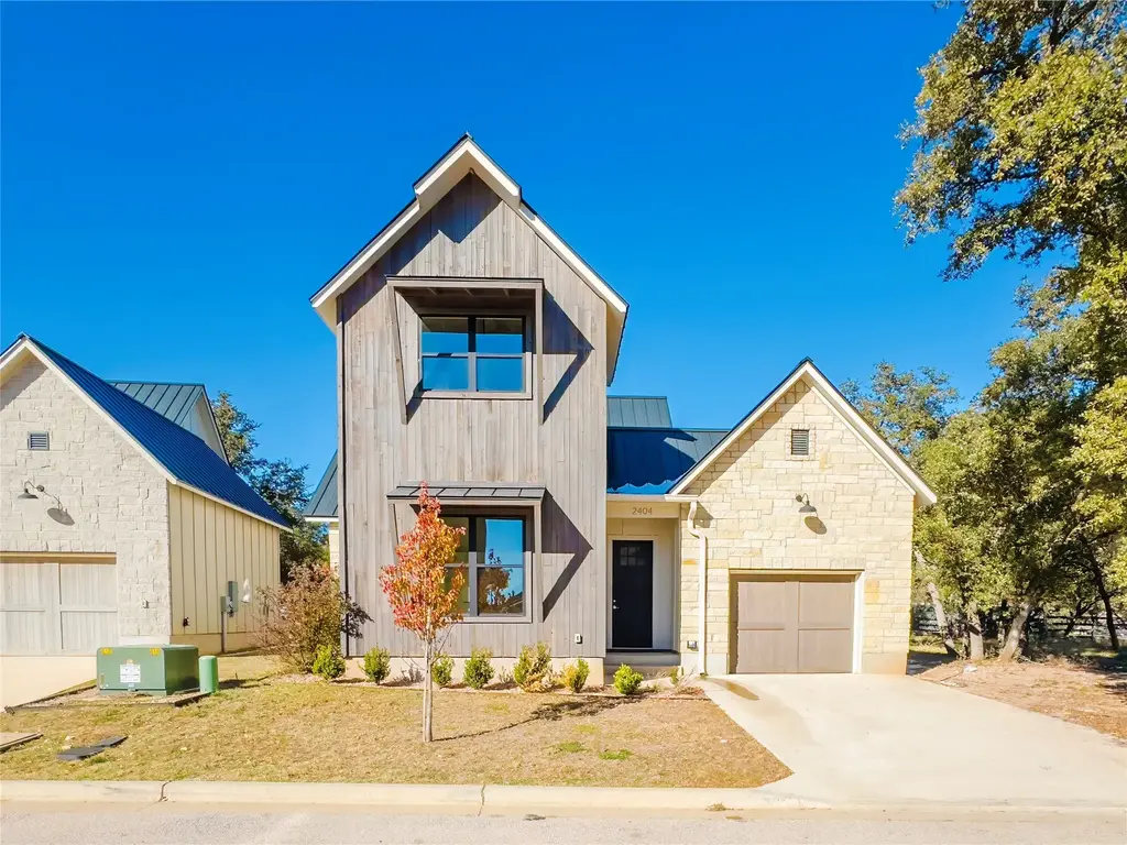 2404 Bruin Drive 28, Spicewood