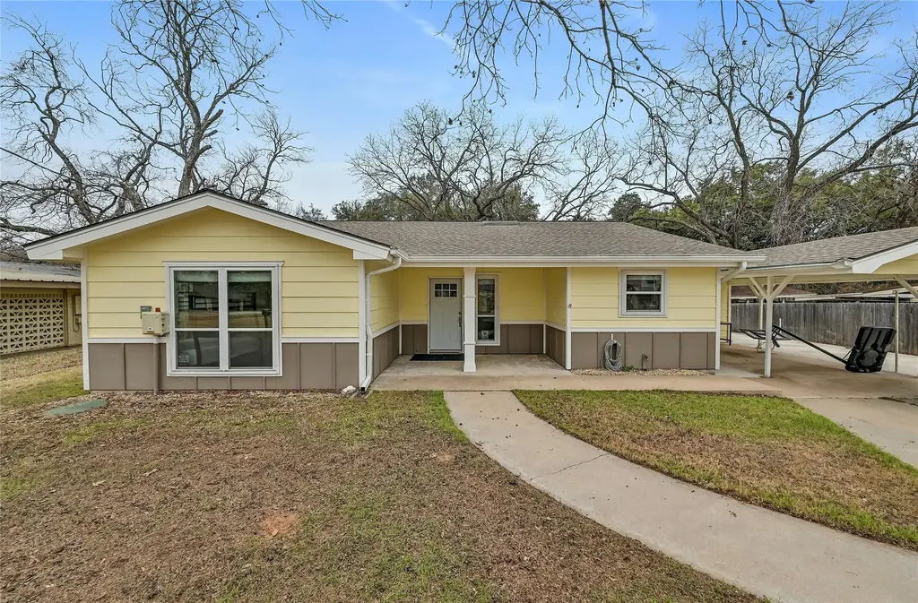 5306 Bedford, Kingsland