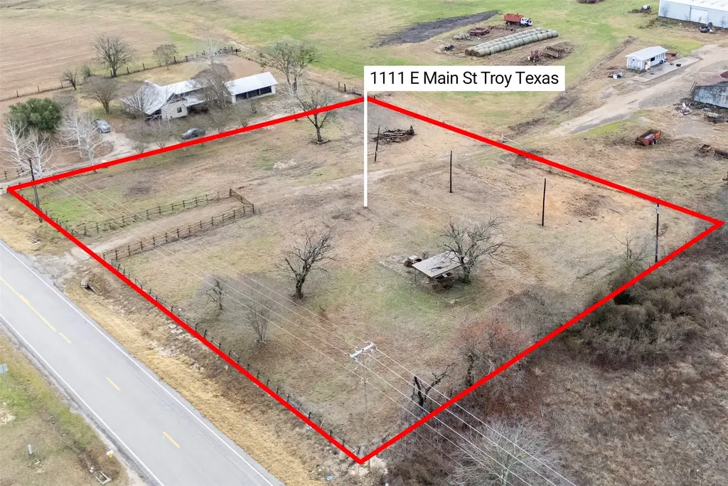 1111 E Main Street, Troy
