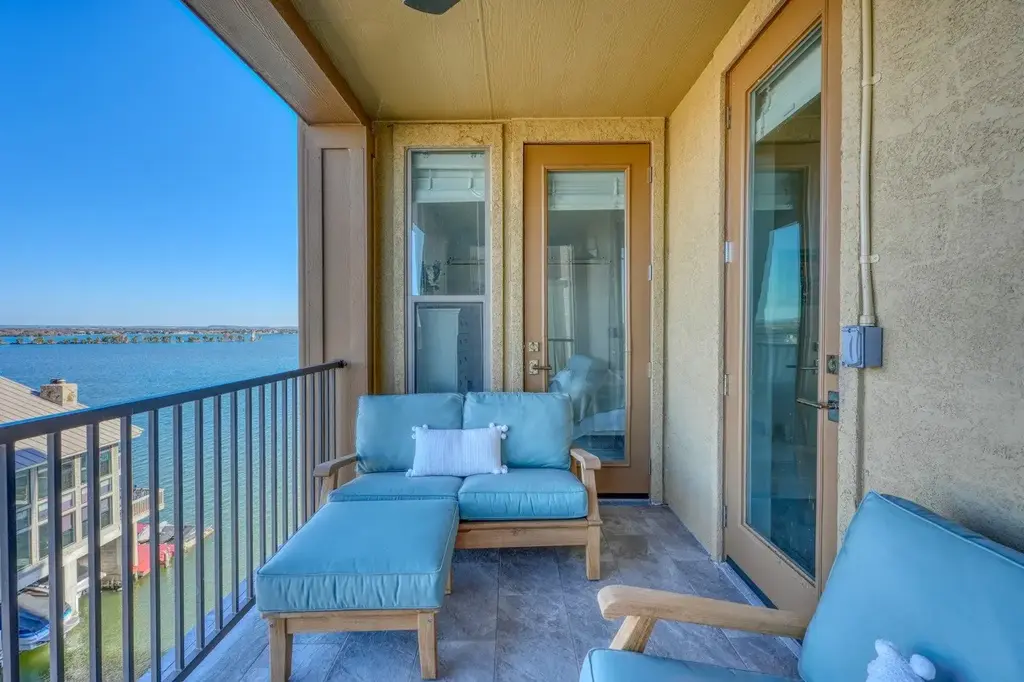 1001 The Cape Road 46, Horseshoe Bay