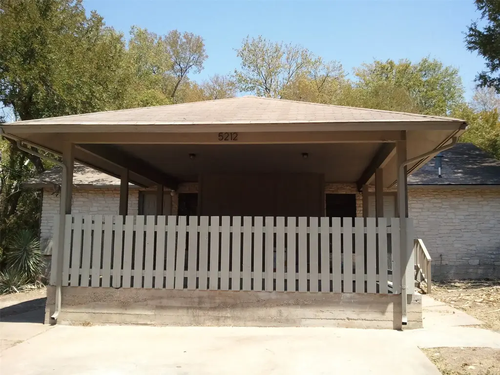 5212 Downs Drive, Austin