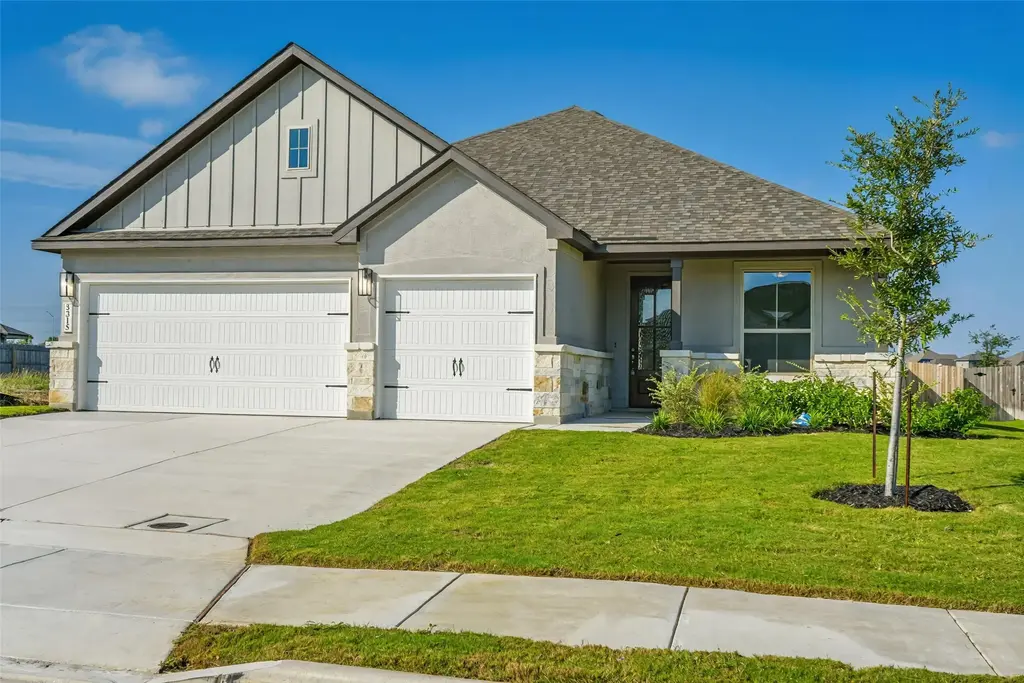 5315 Park Overlook, Schertz