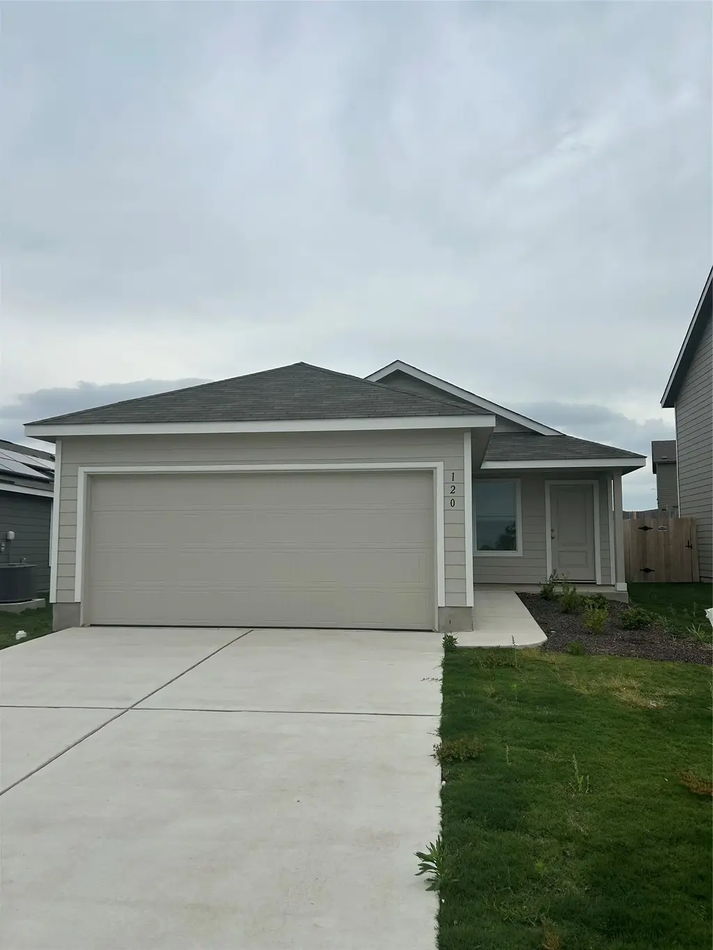 120 Cattle Queen Road, Jarrell