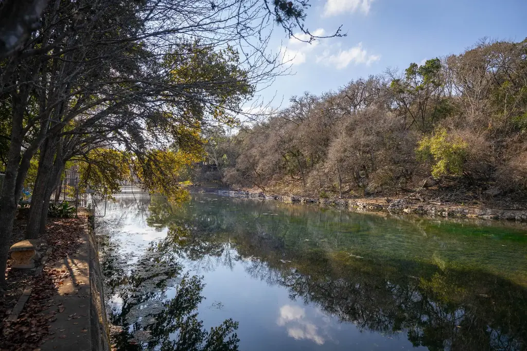 101 E Edgewater Terrace, New Braunfels