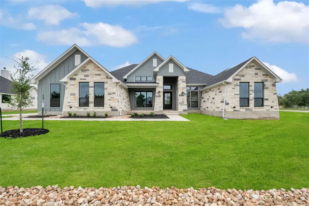 500 Vale Pond Spur, Georgetown