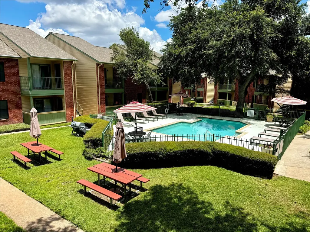 13359 Pond Springs Road 204, Austin