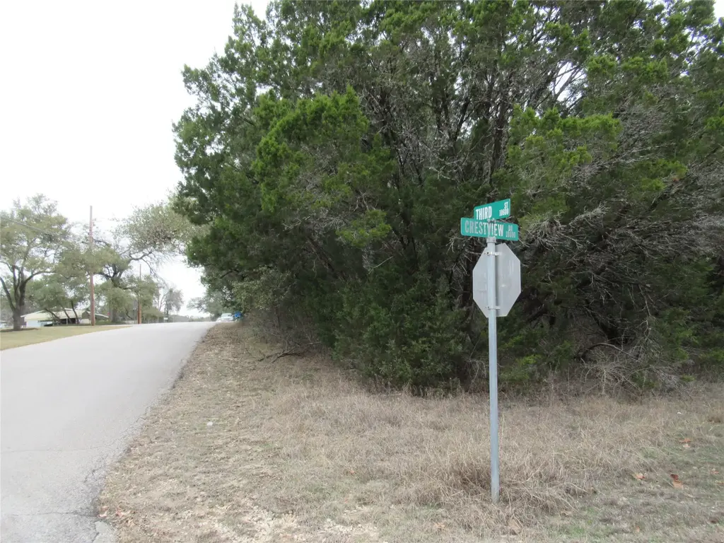 10802 Crestview Drive, Jonestown