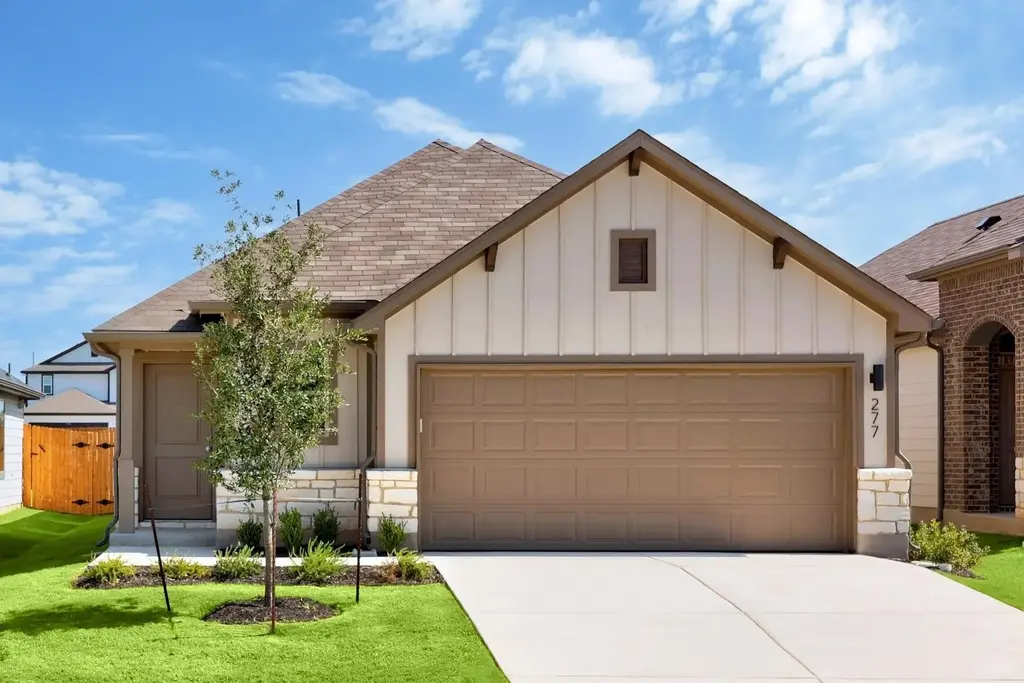 277 Bendecido Loop, Elgin