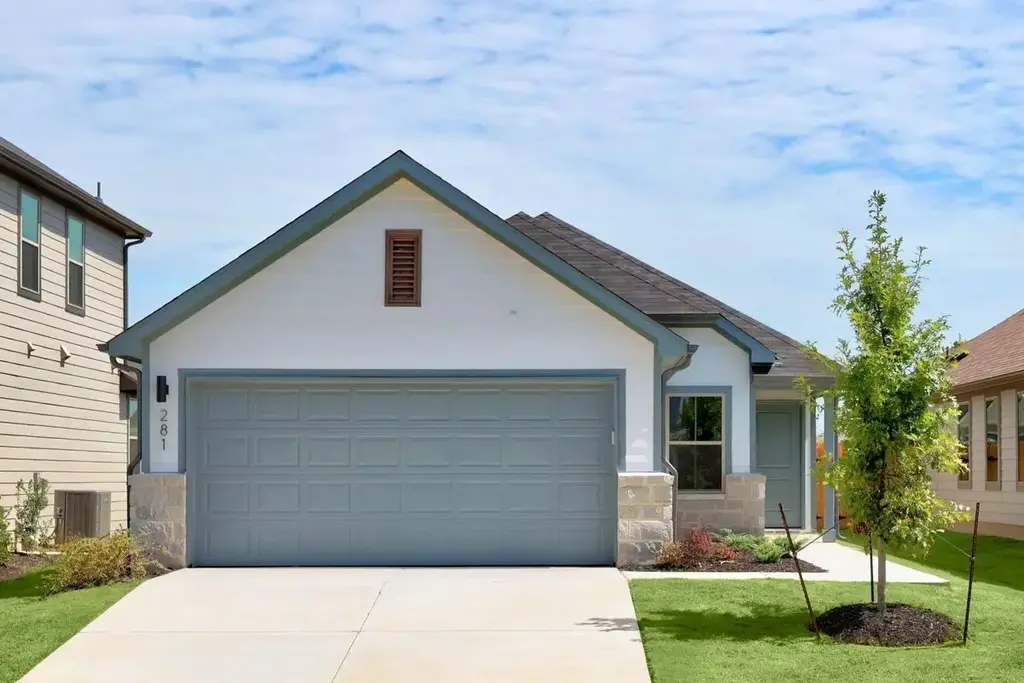 281 Bendecido Loop, Elgin