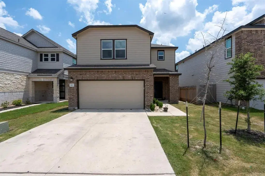 14100 Vigilance Street, Manor