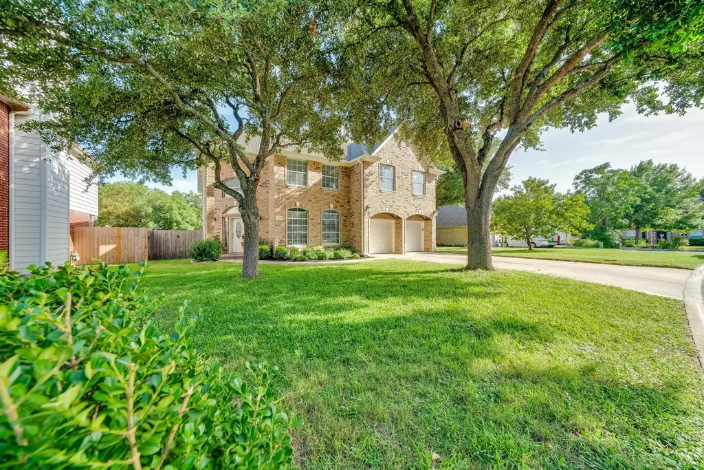 102 Parque Cove, Georgetown