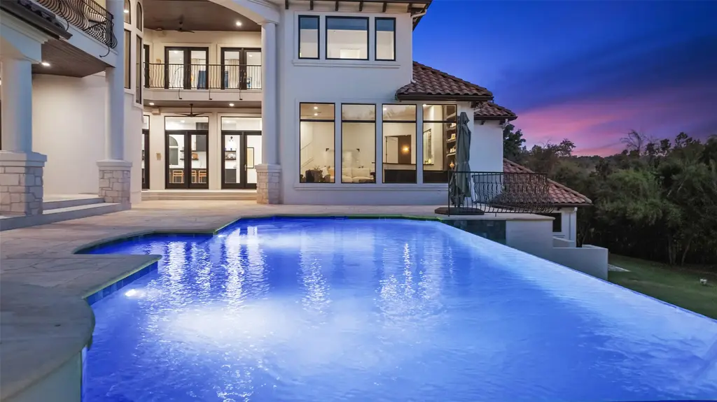211 Bella Cima Drive, Austin