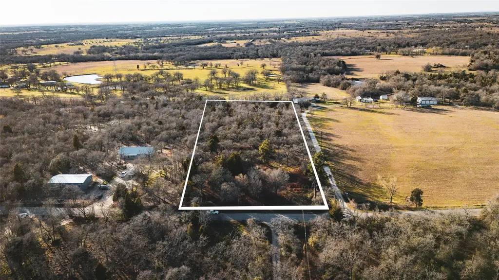763 N County Line Road, Elgin