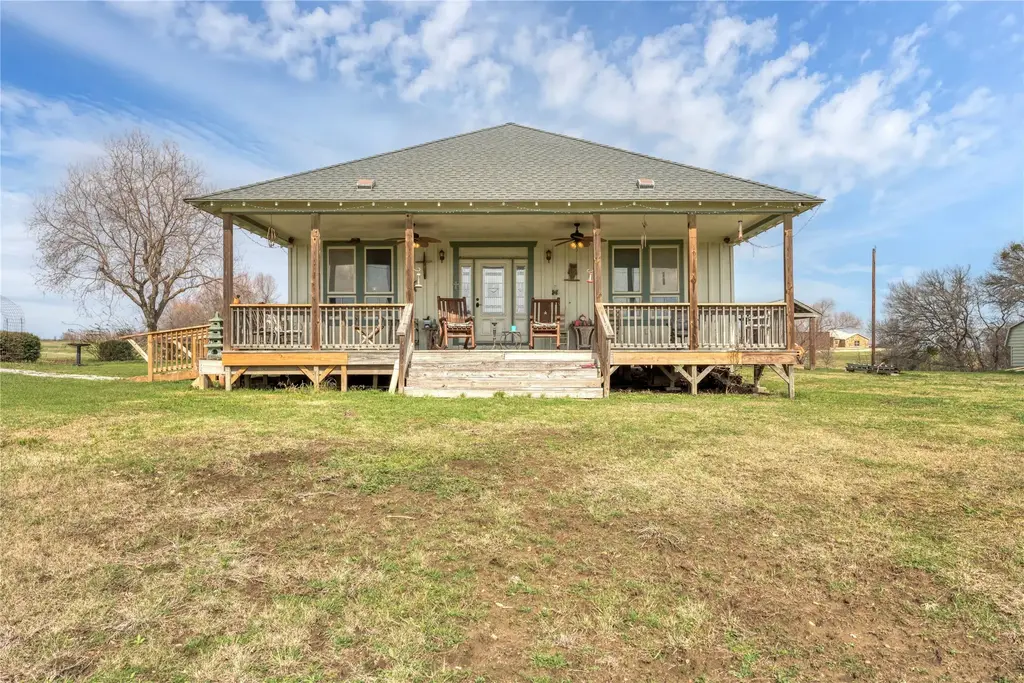 550 County Road 471, Thrall