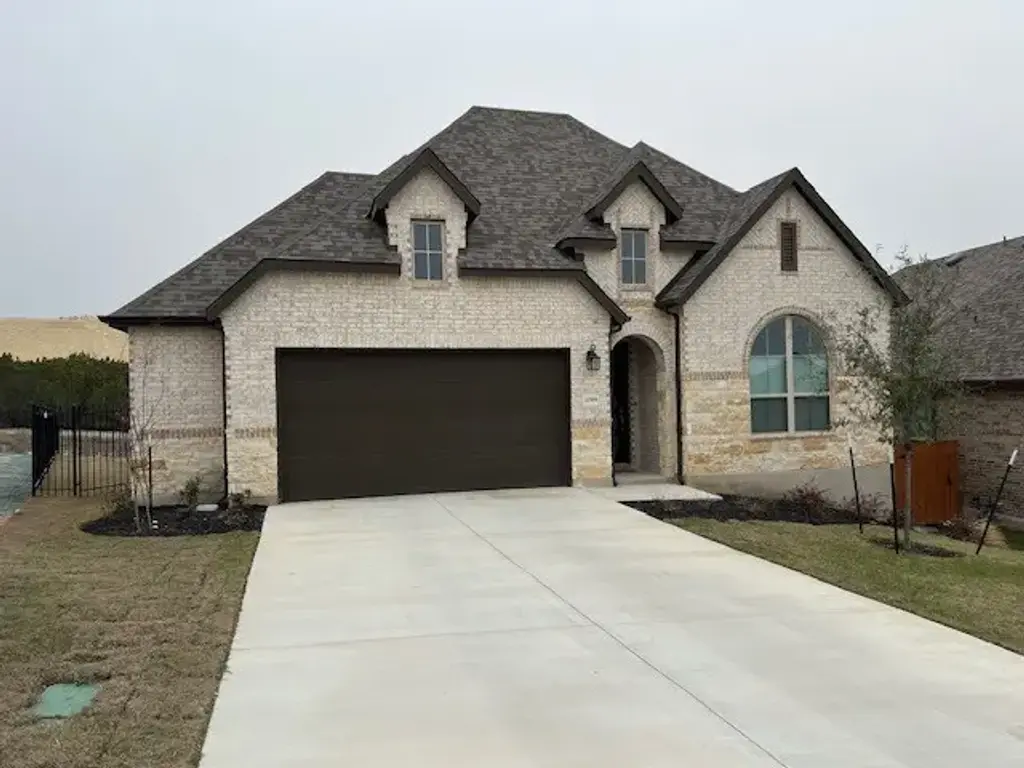 22509 Agave Grove Drive, Lago Vista