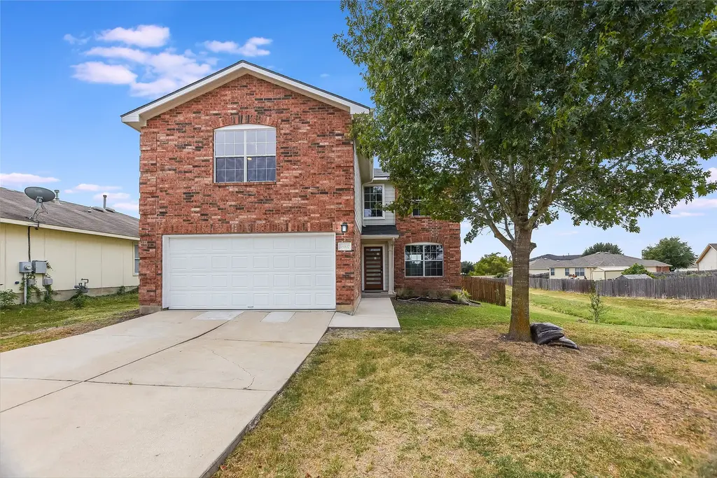 18337 Crestwind Lane, Elgin